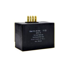 Feszültség szabályzó 12V