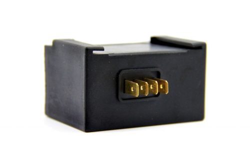 Feszültség szabályzó 12V