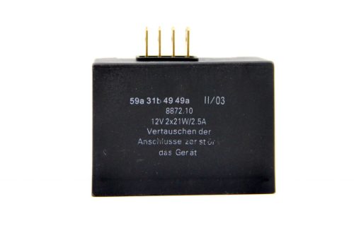 Feszültség szabályzó 12V