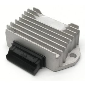 Feszültség szabályzó Piaggio