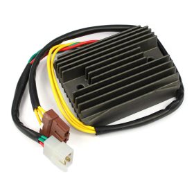 Feszültség szabályzó Piaggio