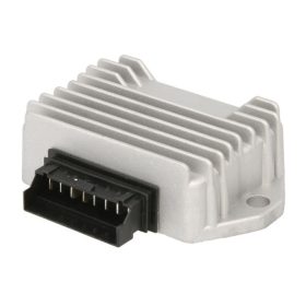 Feszültség szabályzó Piaggio