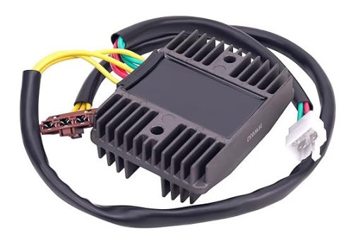 Feszültség szabályzó Piaggio