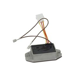 Feszültség szabályzó 12V